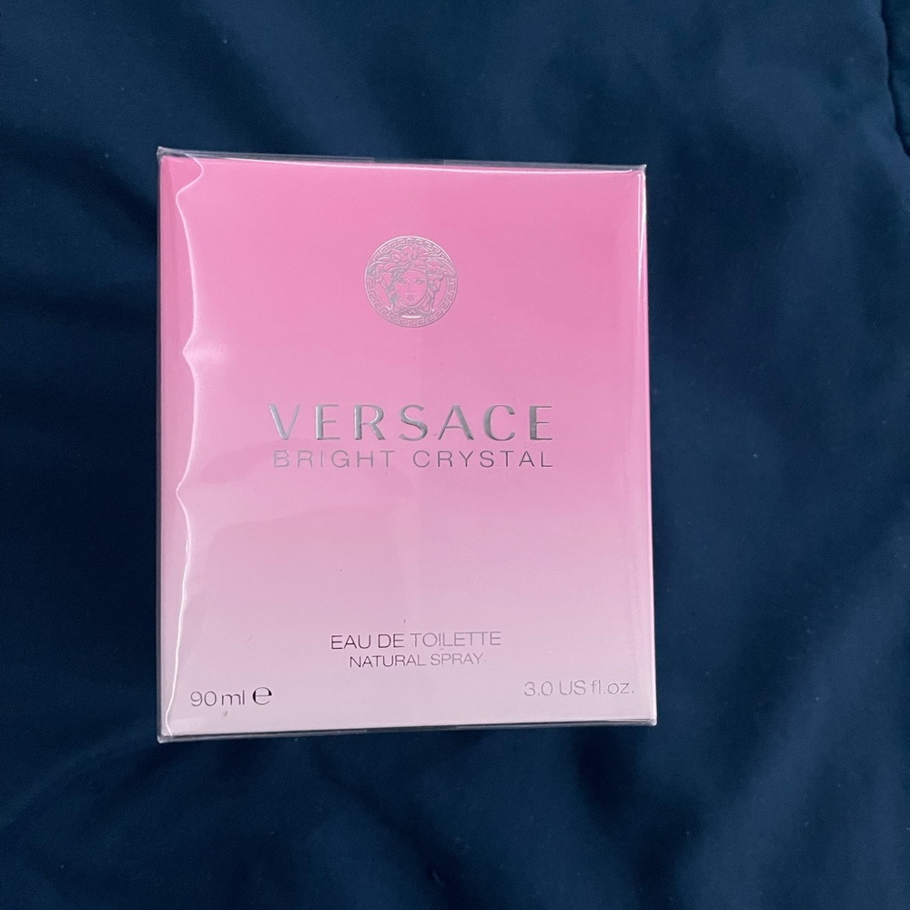 Versace Bright Crystal Perfume